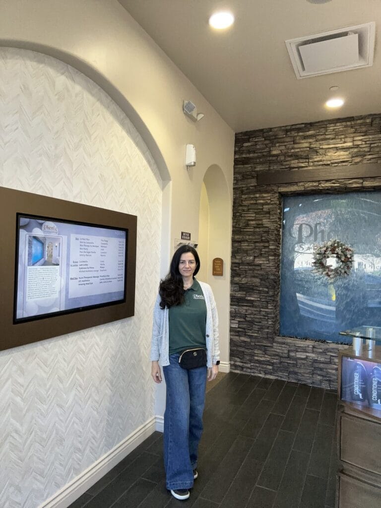 Phenix Salon Suites using SmartSign2Go digital signage